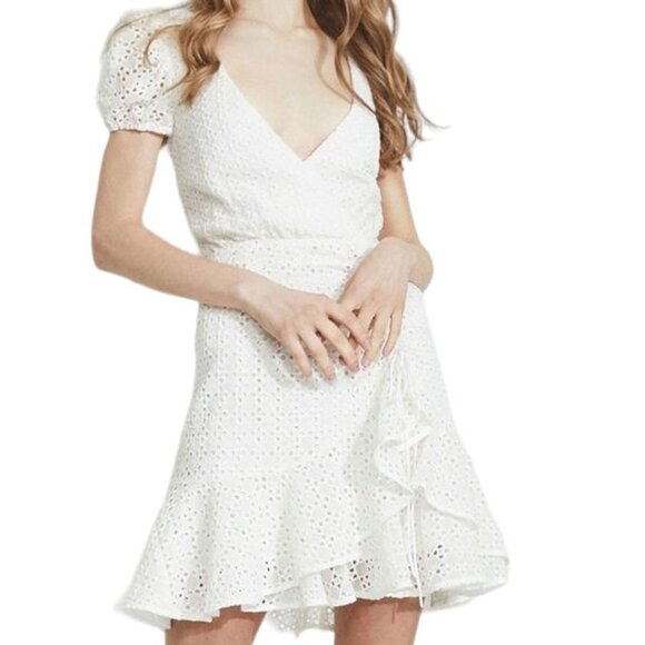 Bardot Womens 10 Nadia‎ Tie Back Eyelet Mini Dress NWT - Picture 2 of 11